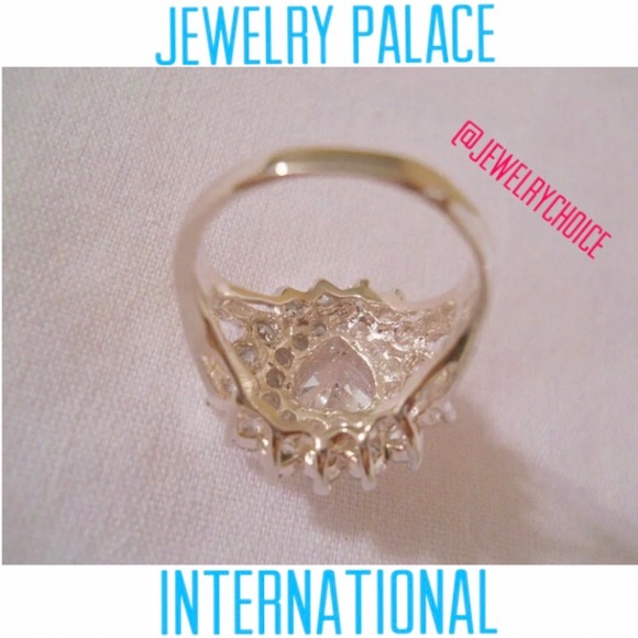 925 Stamped Silver Heart Shape Cubic Zirconia Ring - Picture 7 of 12